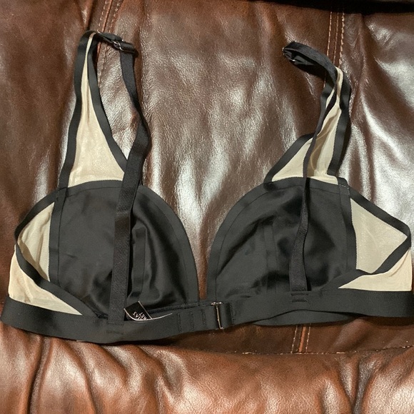 VS bralette - Picture 2 of 4